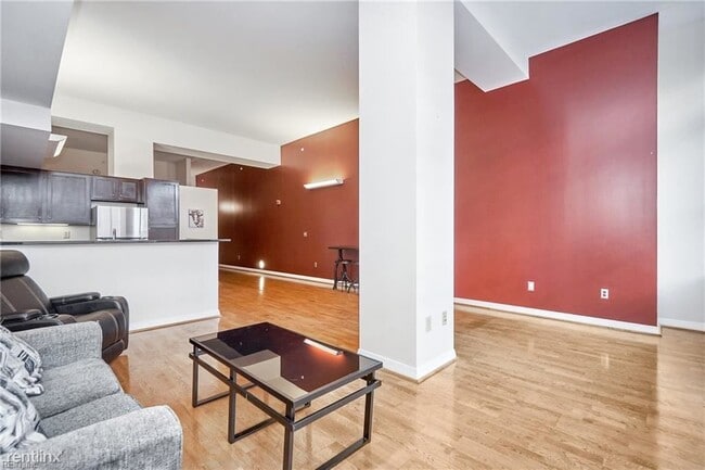 Building Photo - 1 br, 1 bath Condo - 237 Granby St Unit 26