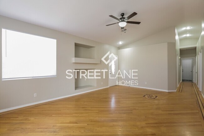 Foto del edificio - 3 Bedroom in South Las Vegas!
