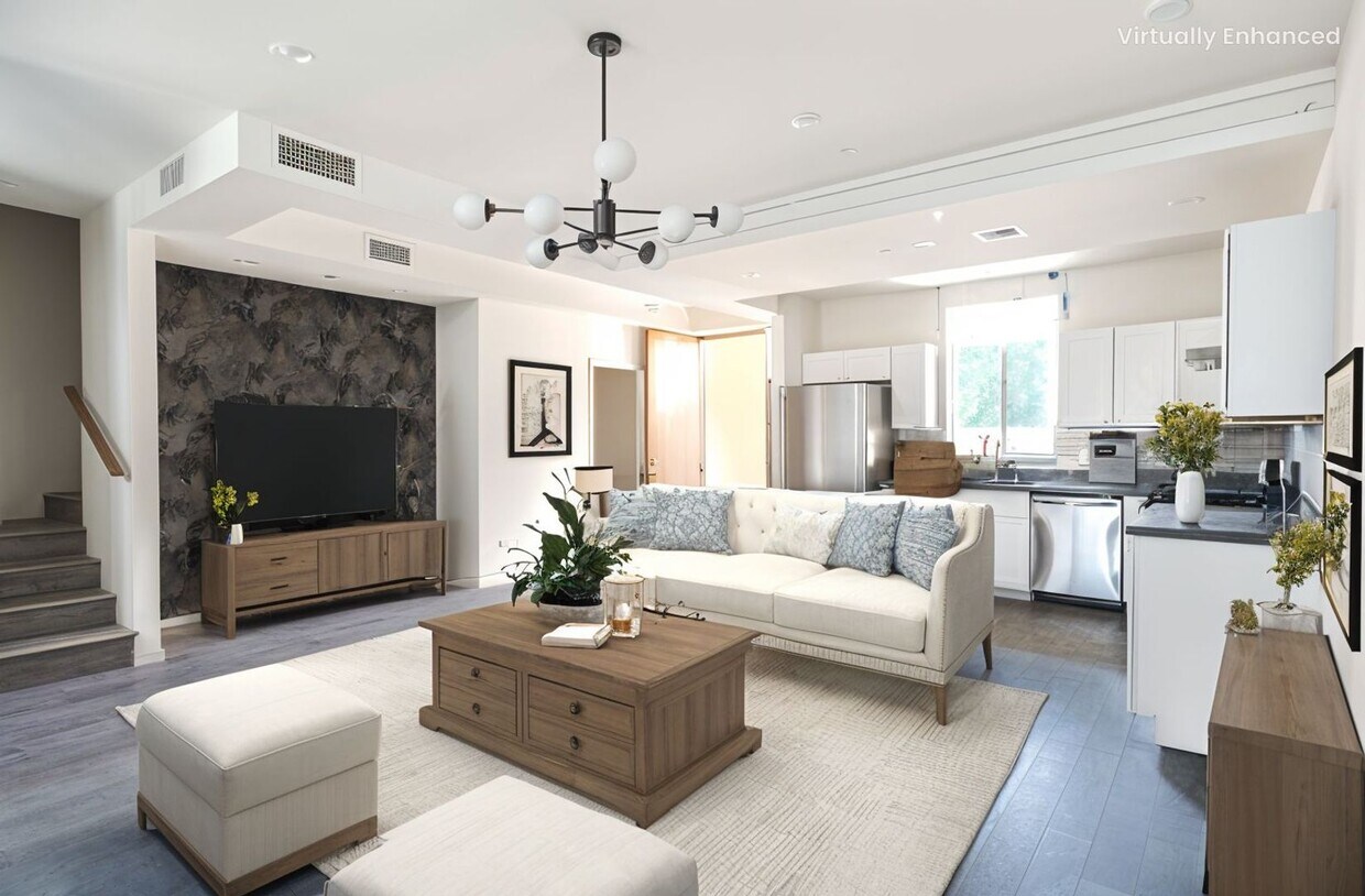 Foto principal - 14754 Gilmore St