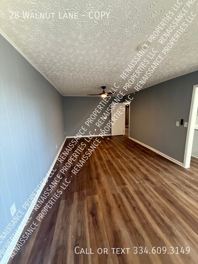 Foto del edificio - 28 Walnut Ln