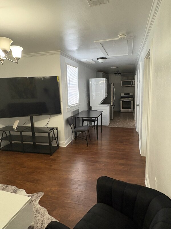 Foto del edificio - 1710 S Lopez St