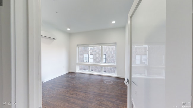 Photo - 824 N Calvert St Apartments