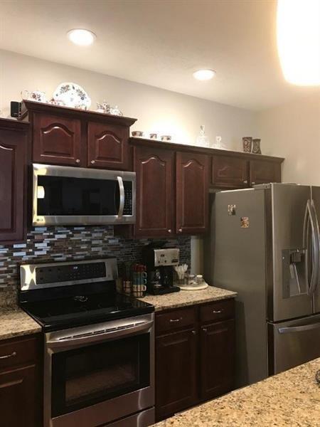 Foto del edificio - 235 W Main St