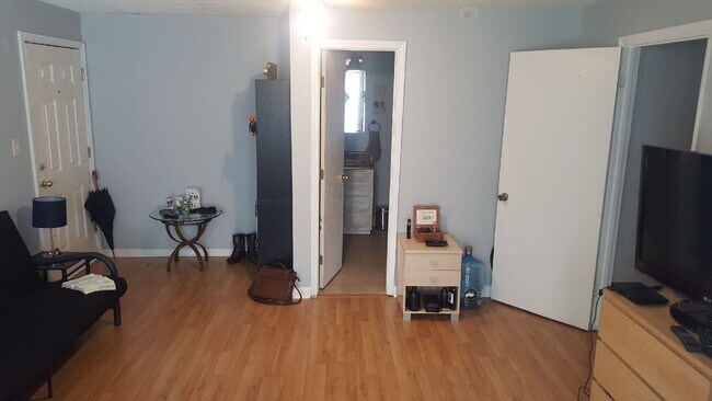 Foto del edificio - 2541 Crestdale Cir SE
