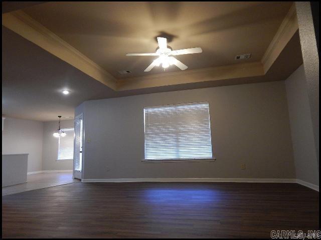 Building Photo - 521 Wisteria Dr