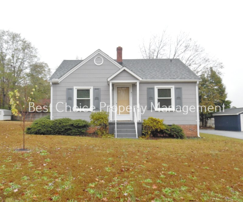 811 S B St, Easley, SC 29640 House Rental in Easley, SC