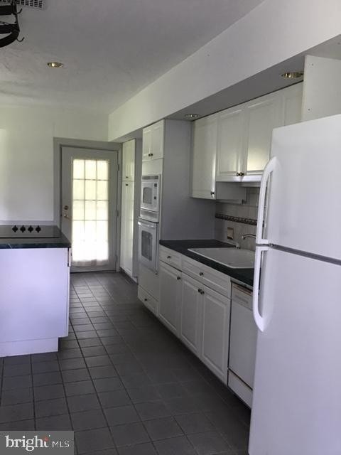 Building Photo - 3 bedroom in Mohrsville PA 19541