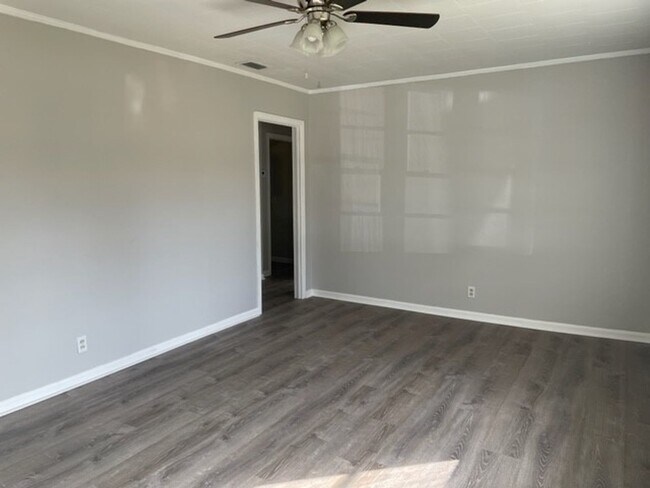 Foto del edificio - 3 Bedroom Home in Nashville!!