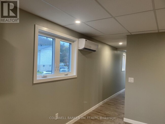 Building Photo - 101 Bobcaygeon Rd