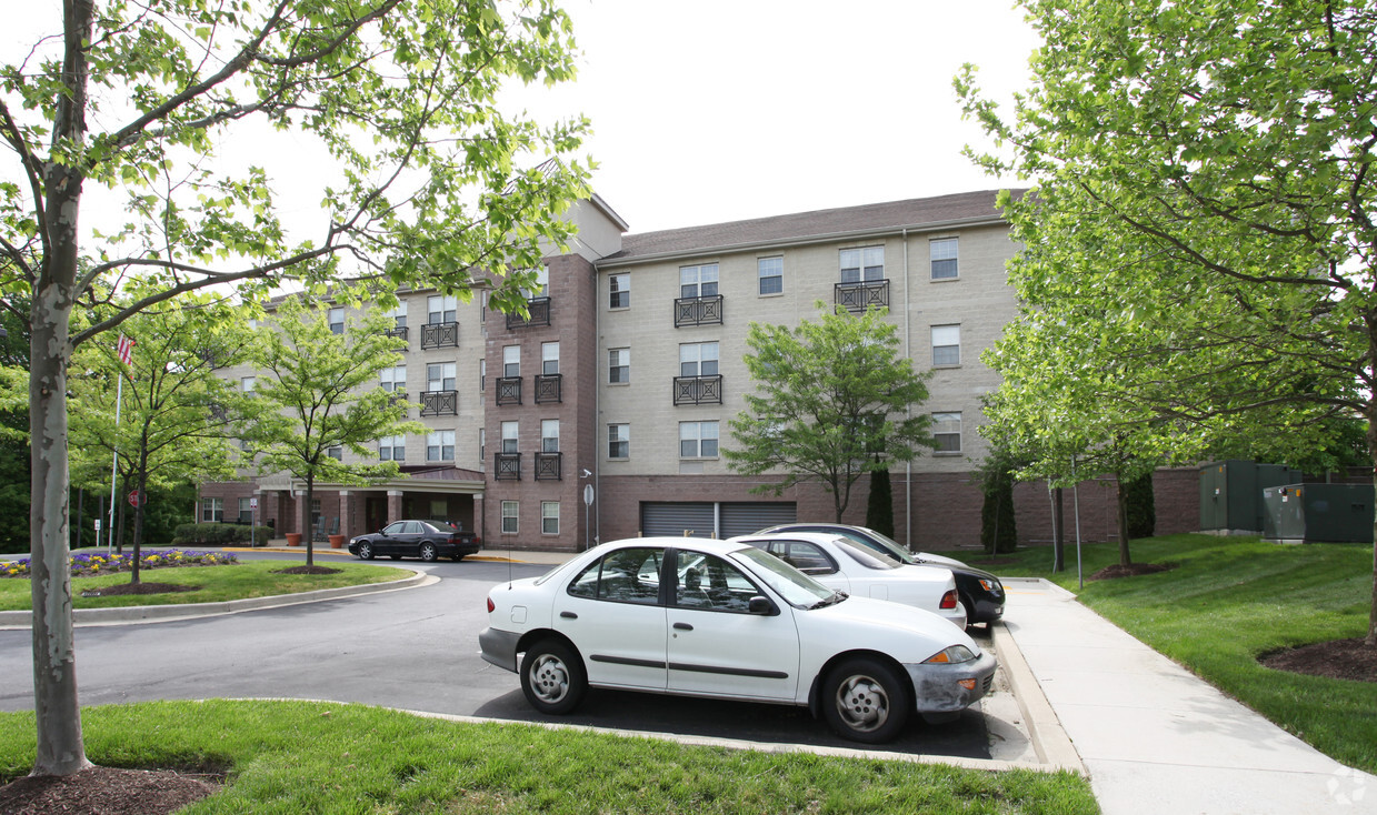 Foto del edificio - Park View at Coldspring, 62 yrs old & better