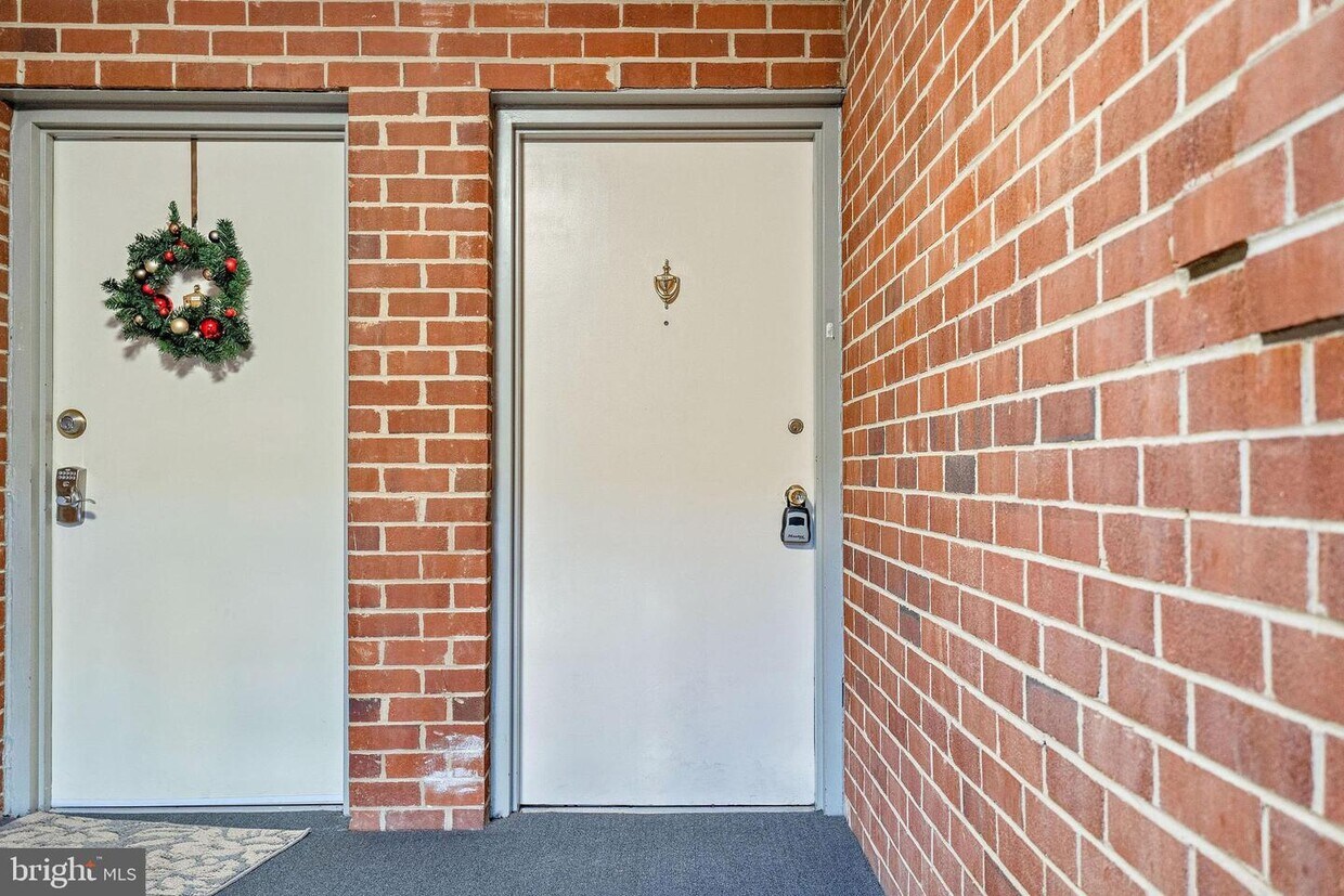 Foto principal - 4413 Romlon St