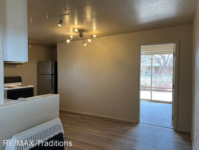 Foto del edificio - 2 br, 1 bath House - 1910 Heywood Ave