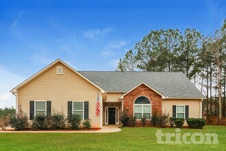 Building Photo - 24 Timberland Trail