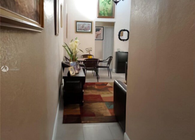 Foto del edificio - 401 NW 16th Ave