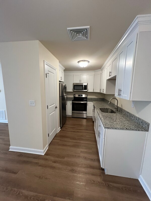 Foto del edificio - 540 Northend Dr