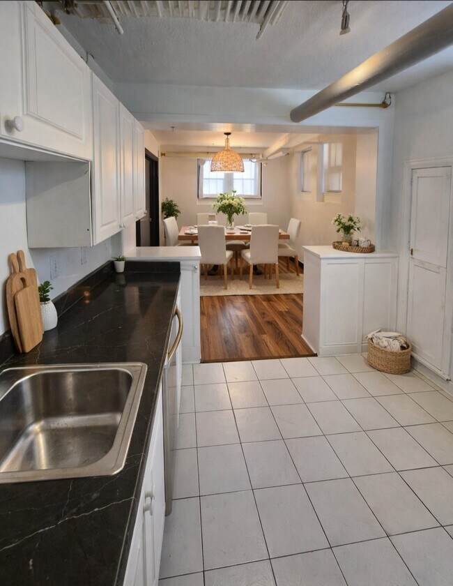 Foto del edificio - 963 Logan St