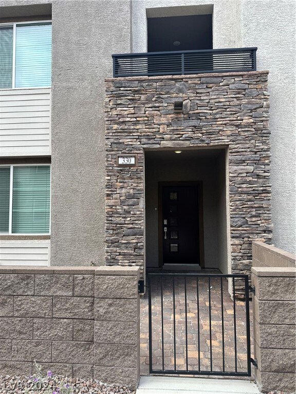 Building Photo - 330 Owens Peak Dr
