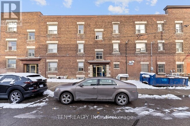 Building Photo - 5 Crang Ave