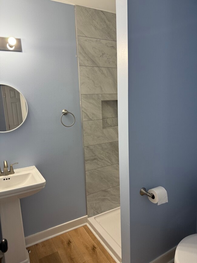 Photo - 1217 Wallace St House