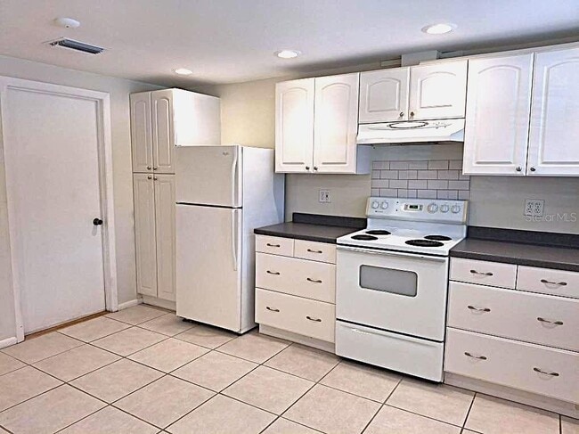 Foto del edificio - 2812 Dovewood St