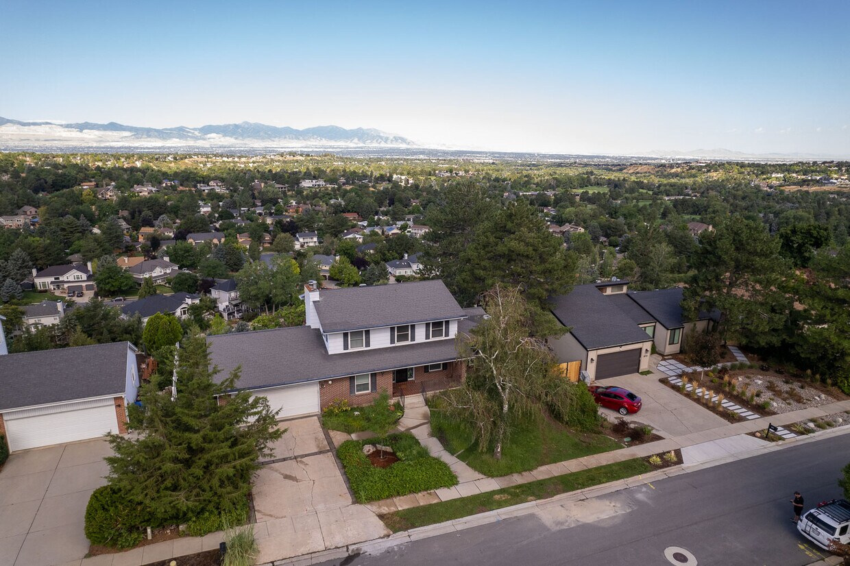 8718 S Rustler Rd, Sandy, UT 84093 House Rental in Sandy, UT