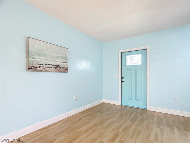 Building Photo - 244 Willowick Dr
