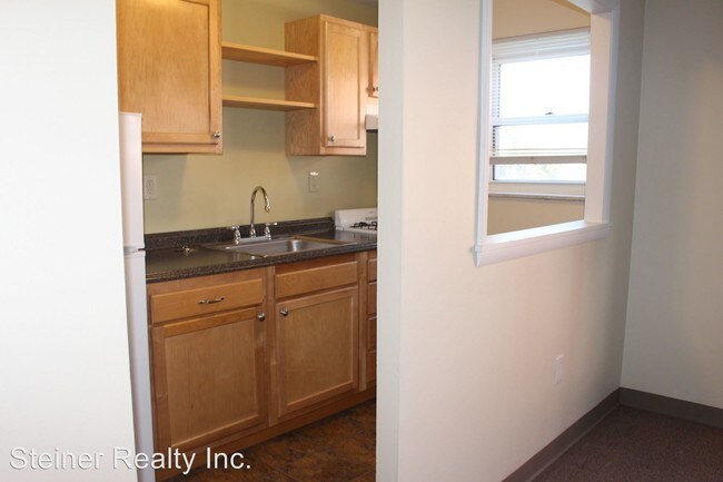 Building Photo - 1805 Penn Ave