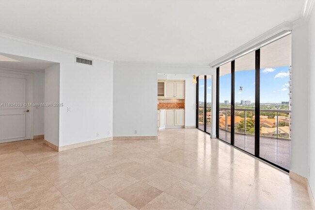 Building Photo - 3610 Yacht Club Dr