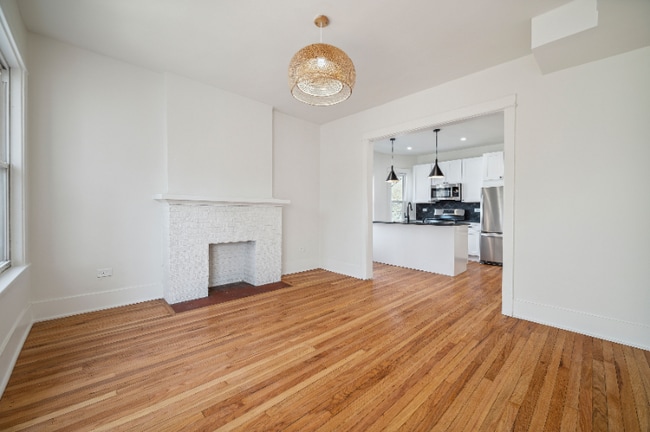 Photo - 1928 Harrison St Apartment