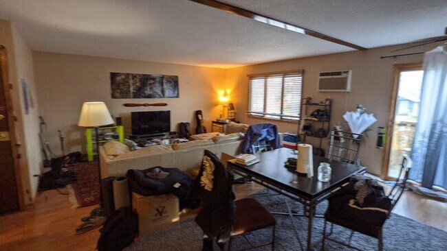 Foto del edificio - 118 25th St W