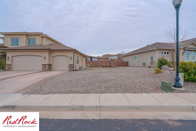 Foto del edificio - Pet Friendly 4 Bedroom Little Valley Home ...