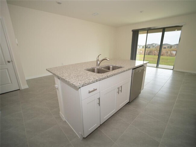 Building Photo - 1498 Isleta Lp