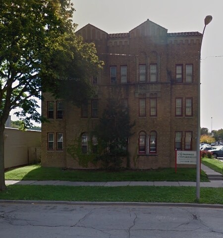 Foto principal - 2021-2027 W Atkinson Ave