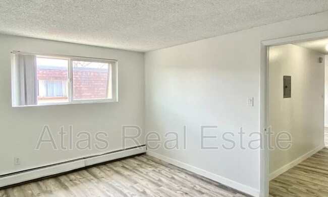 Building Photo - 15573 E 13th Ave