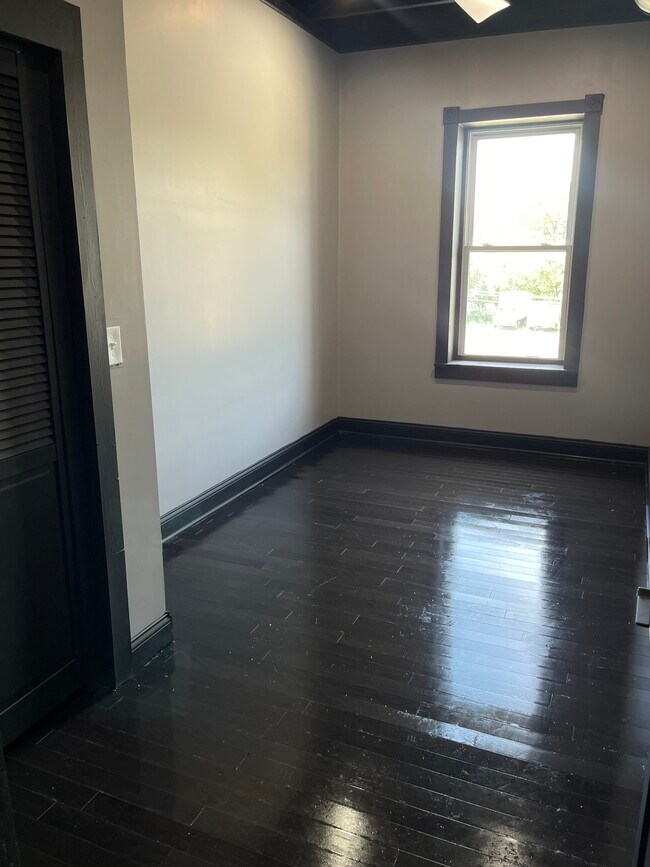 Foto del edificio - 2832 Stanton Ave