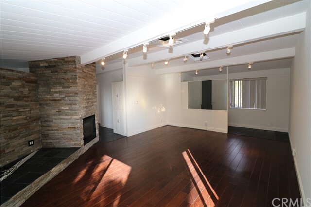 Building Photo - 358 Bluebird Canyon Dr