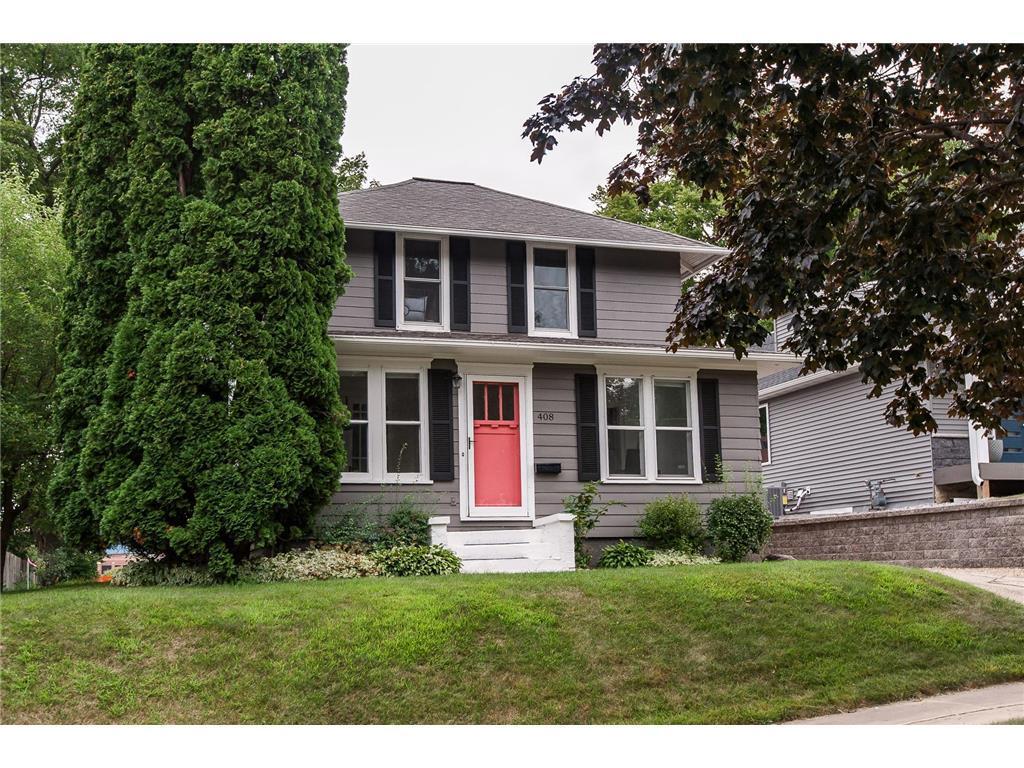 Foto principal - 408 15th Ave SW