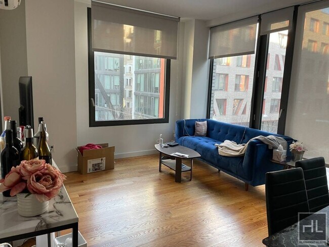 Building Photo - Bushwick - Two Bedroom Available in Luxury...