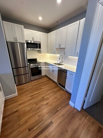 Foto del edificio - 464 Beacon St