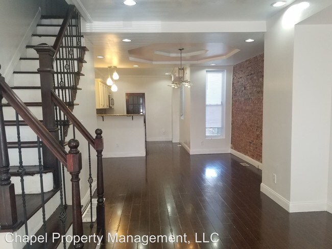 Building Photo - 1533 N 61st St