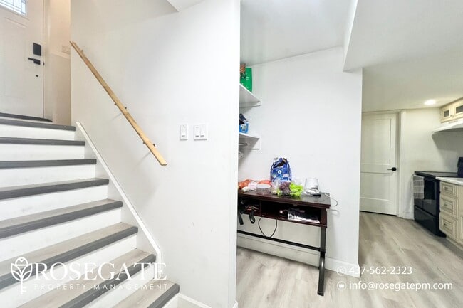 Building Photo - Cozy 2-Bedroom Apartment in Kitchener – 70...