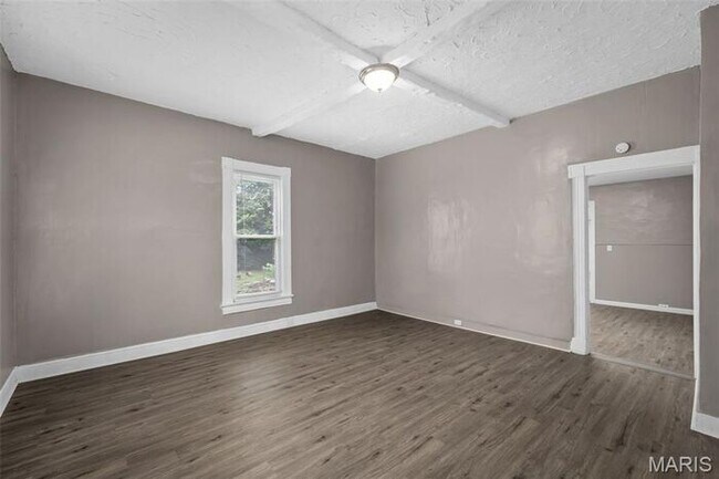 Foto del edificio - Completely remodeled and move-in ready!