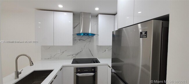 Foto del edificio - 8341 NW 7th St