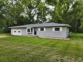Building Photo - 7920 Ft Amanda Rd