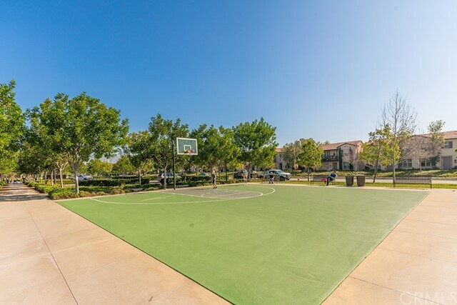 Building Photo - 201 Kempton