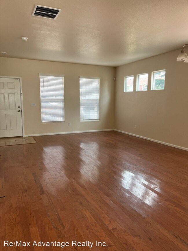 Building Photo - 3 br, 2.5 bath House - 2429 Obsidian Fores...