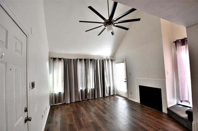 Foto del edificio - 3121 Sondra Dr