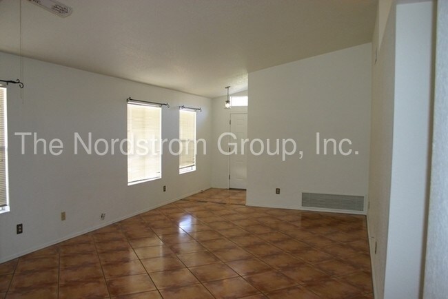 Foto del edificio - Old Father/Magee - 4714 W. Gatehinge Court