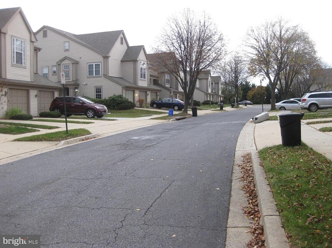 19975 Dunstable Cir Unit 265, Germantown, MD 20876 Condo for Rent in