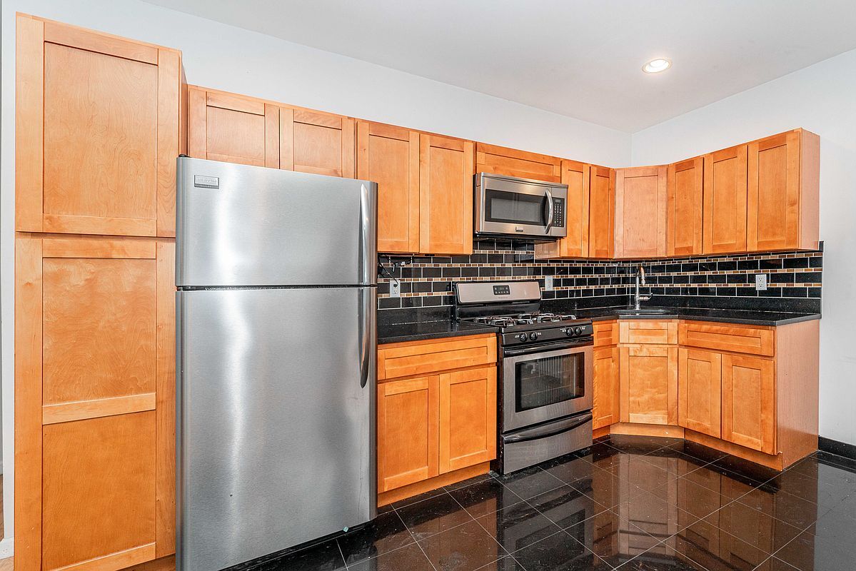 Foto principal - 2122 43rd St